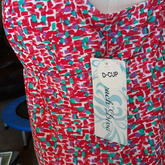 NWT Beach Diva tankini top — New. - Picture 4 of 7